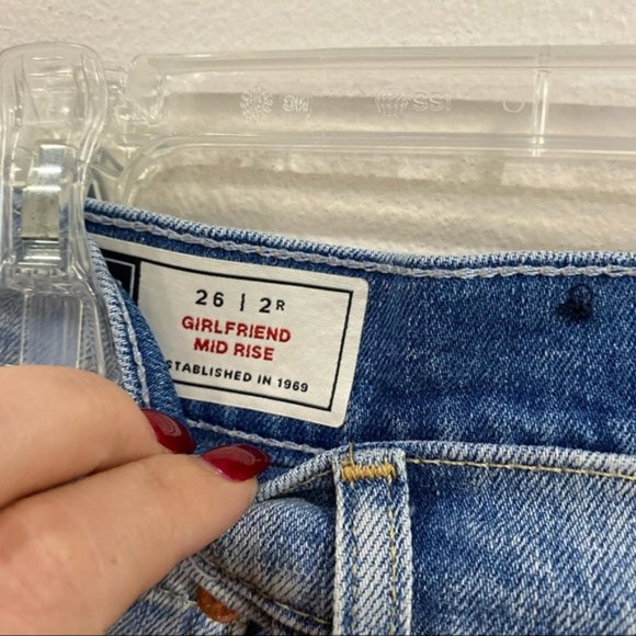 Gap Girlfriend Boyd Jeans - Picture 6 of 13